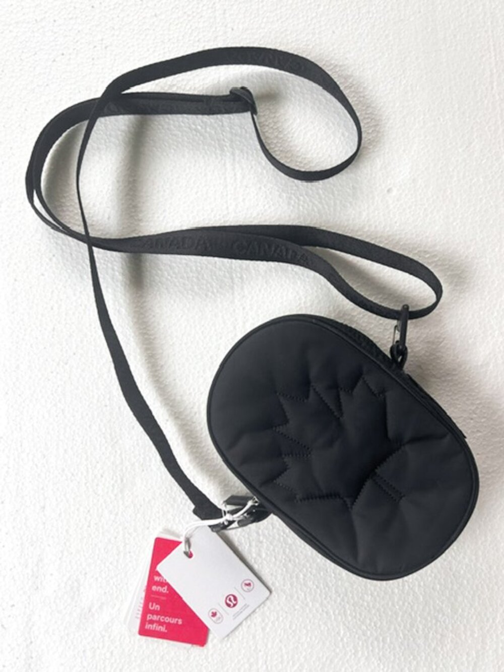 NWT LULULEMON 'Future Legacy' Team Canada Unisex Convertible Crossbody/Waist Bag